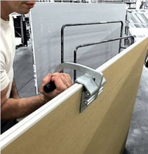 Charger l'image dans la galerie, Porte-panneau (JawClaw) | JawClaw panel gripper